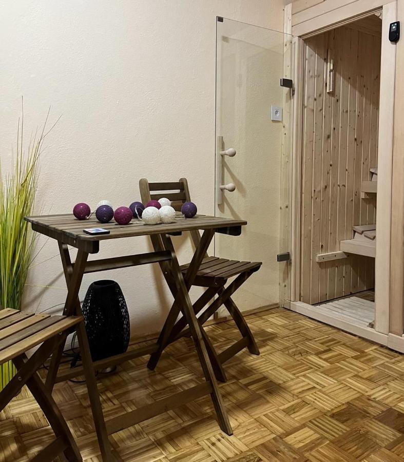 Bosanska DubicaStan Na Dan Kozarska Dubicaアパートメント エクステリア 写真