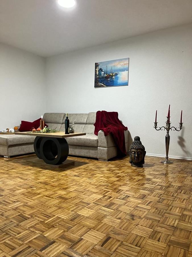 Bosanska DubicaStan Na Dan Kozarska Dubicaアパートメント エクステリア 写真
